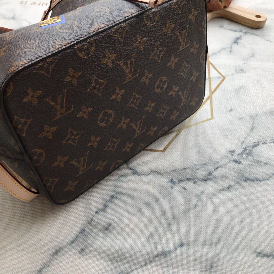 #m44369 l**is V*t*n 2019 monogram canvas néonoé bucket bag