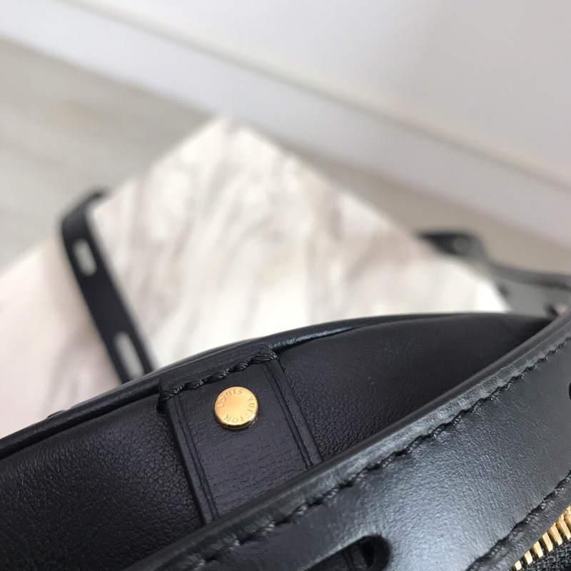 #m53999 l**is V*t*n monogram vernis boîte chapeau souple