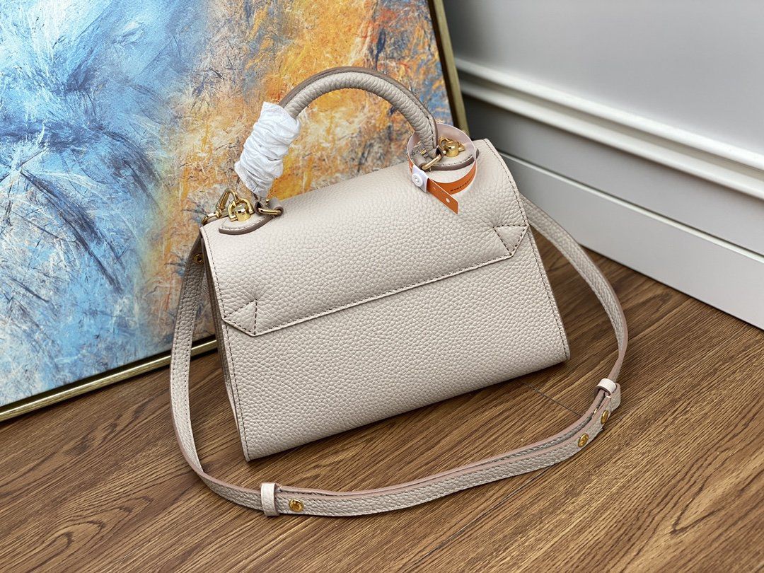 #m57214  l**is V*t*n twist one handle pm-greige