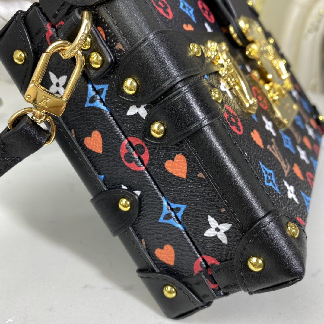 #m57454 l**is V*t*n game on monogram canvas petite malle