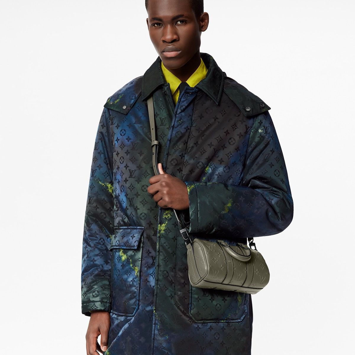 #m57961 l**is V*t*n monogram seal keepall xs-khaki