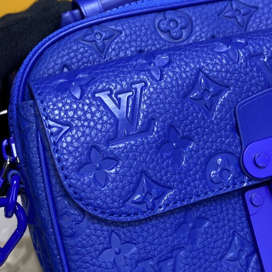 #m58488 l**is V*t*n monogram embossed taurillon leather s lock messenger-blue
