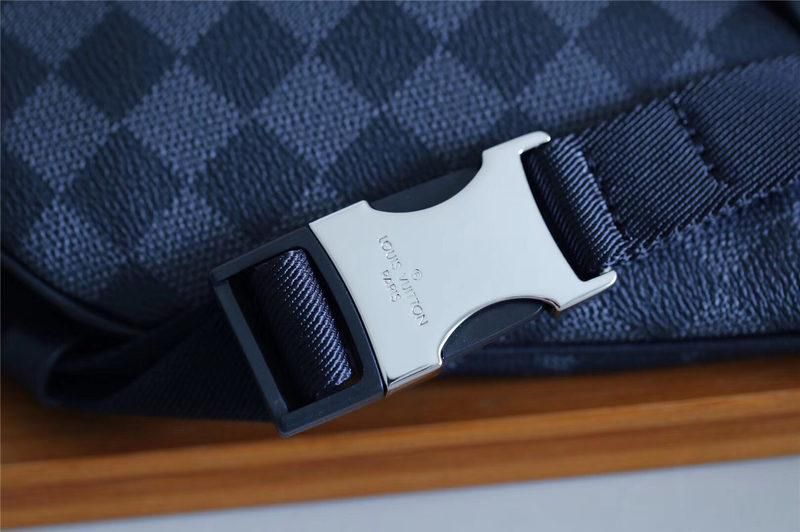 #n44445 l**is V*t*n 2019 damier cobalt bumbag