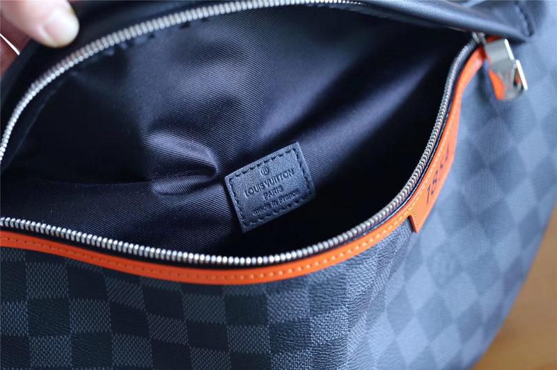 #n44445 l**is V*t*n 2019 damier cobalt bumbag