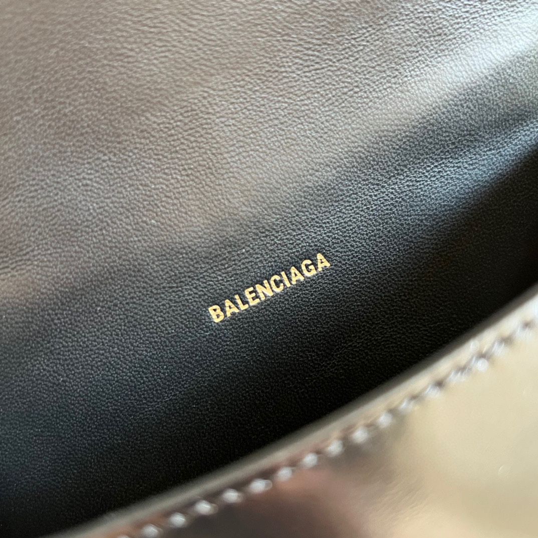 Ba*len*cia*ga hourglass xs handbag box in black