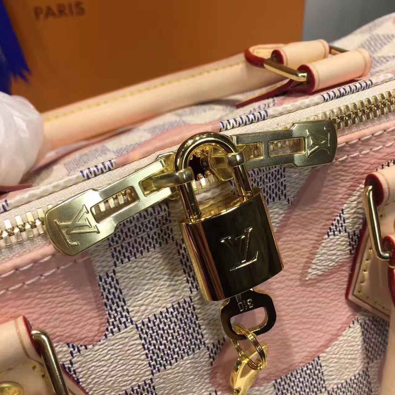 n41052 l**is V*t*n 2017 premium damier azur speedy bandoulière 30