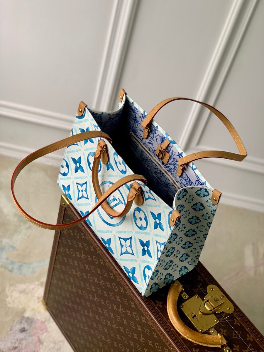 m11262 l**is V*t*n monogram tiles onthego mm handbag