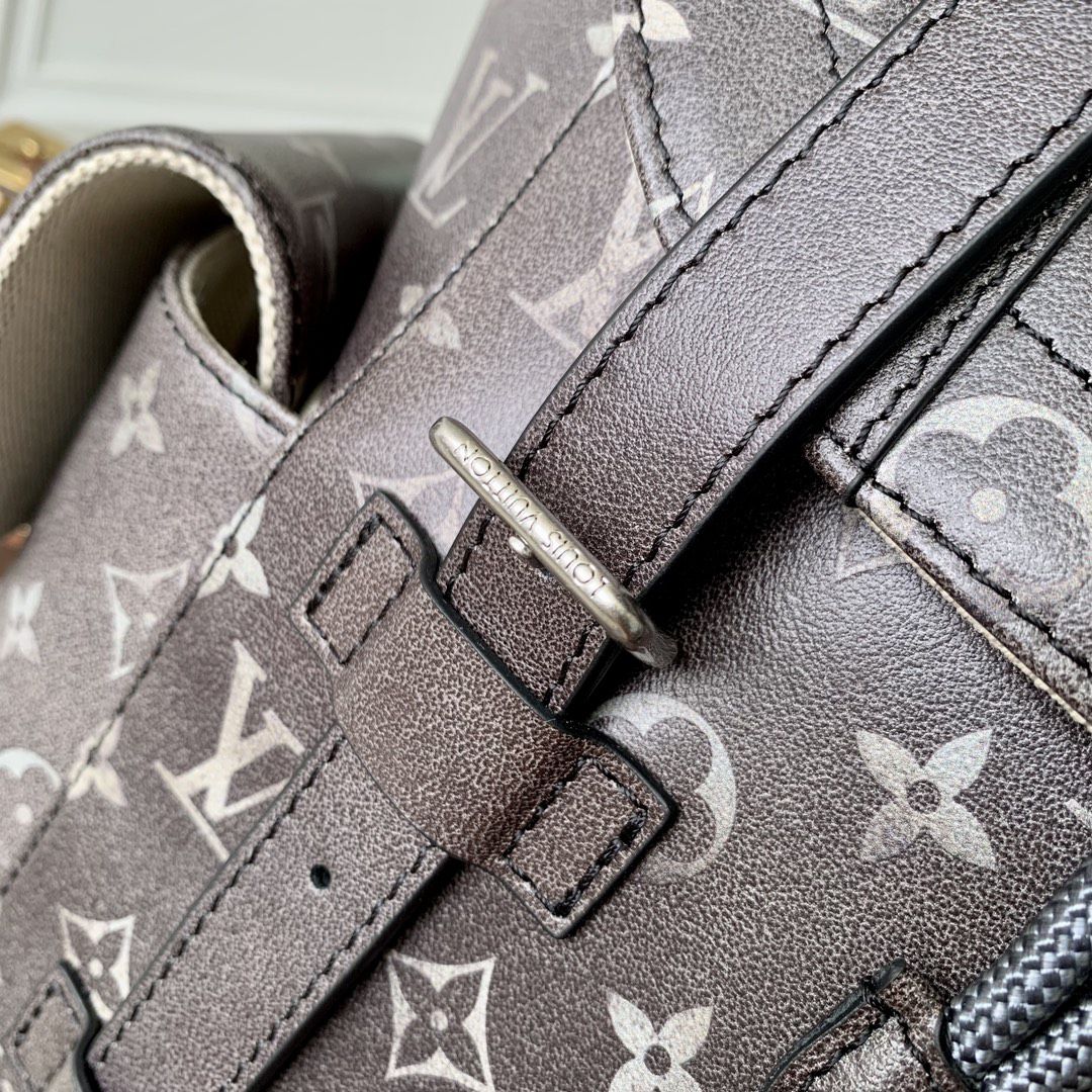 m11521 l**is V*t*n monogram christopher mm backpack