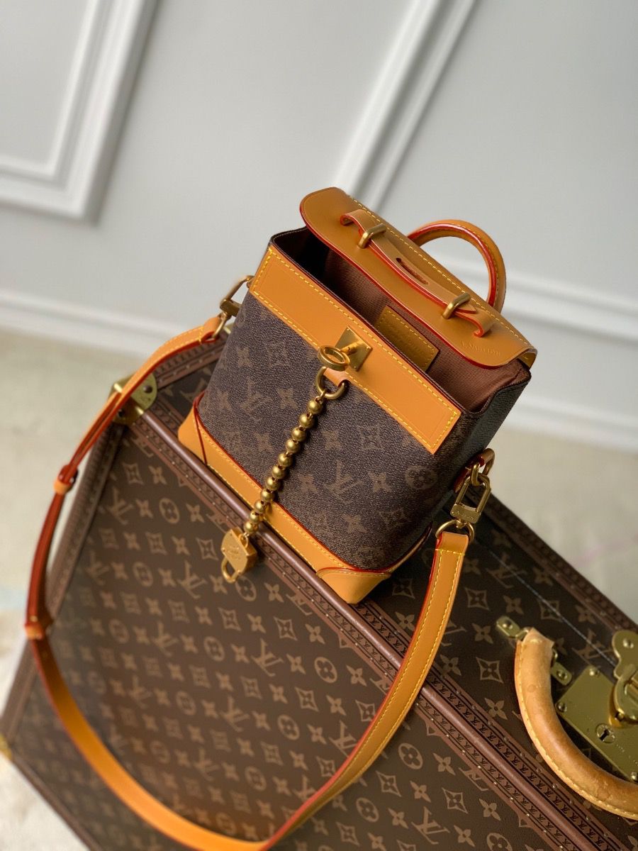 #m11630 l**is V*t*n pharrell williams  monogram steamer bag