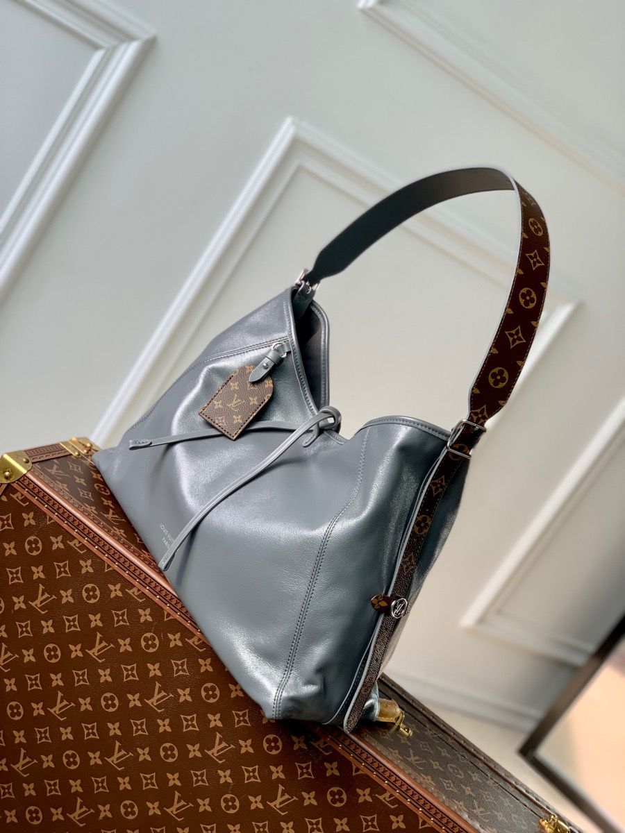 #m12583 l**is V*t*n leather carryall dark mm bag-grey