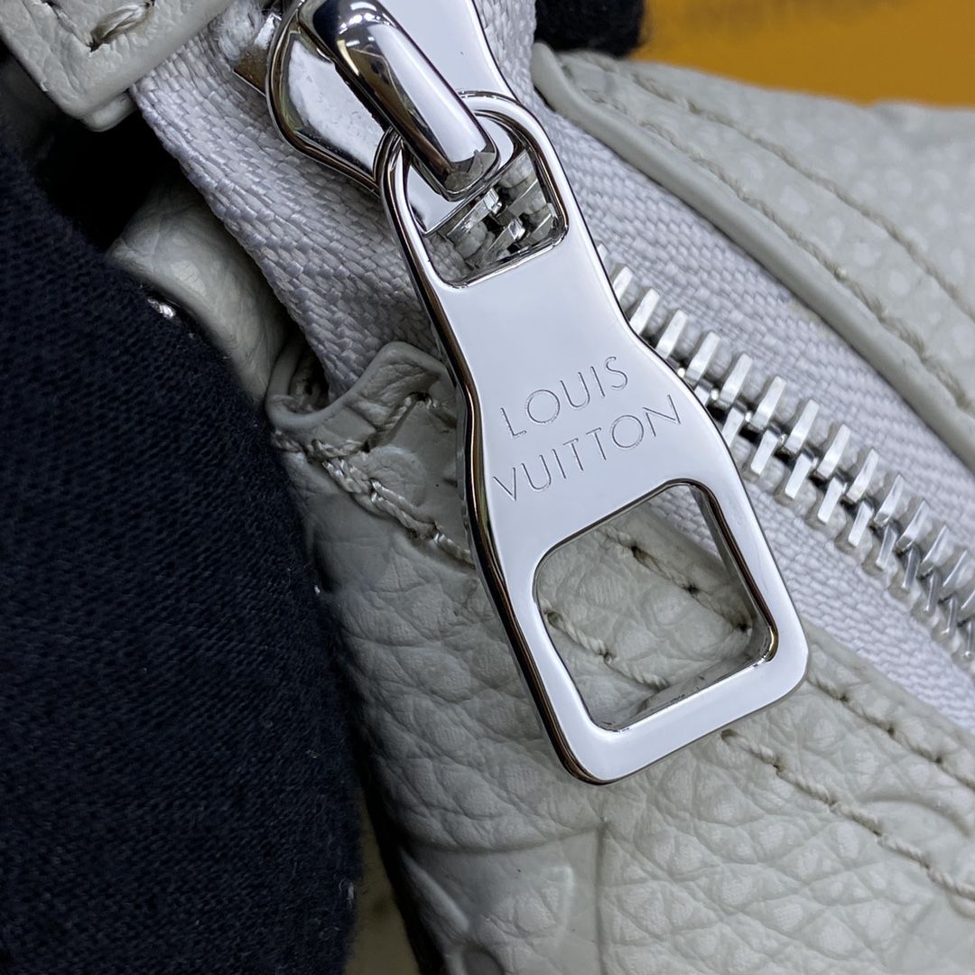 #m20875 l**is V*t*n monogram virgil abloh’s “climbing” hobo cruiser pm