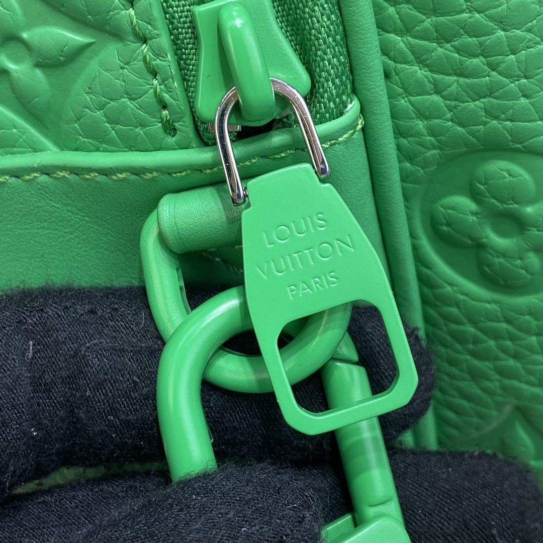 #m20904 l**is V*t*n monogram macassar s lock messenger-green