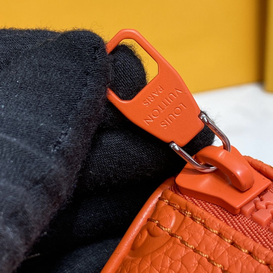 #m20930 l**is V*t*n taurillon monogram keepall bandouliÈre 25