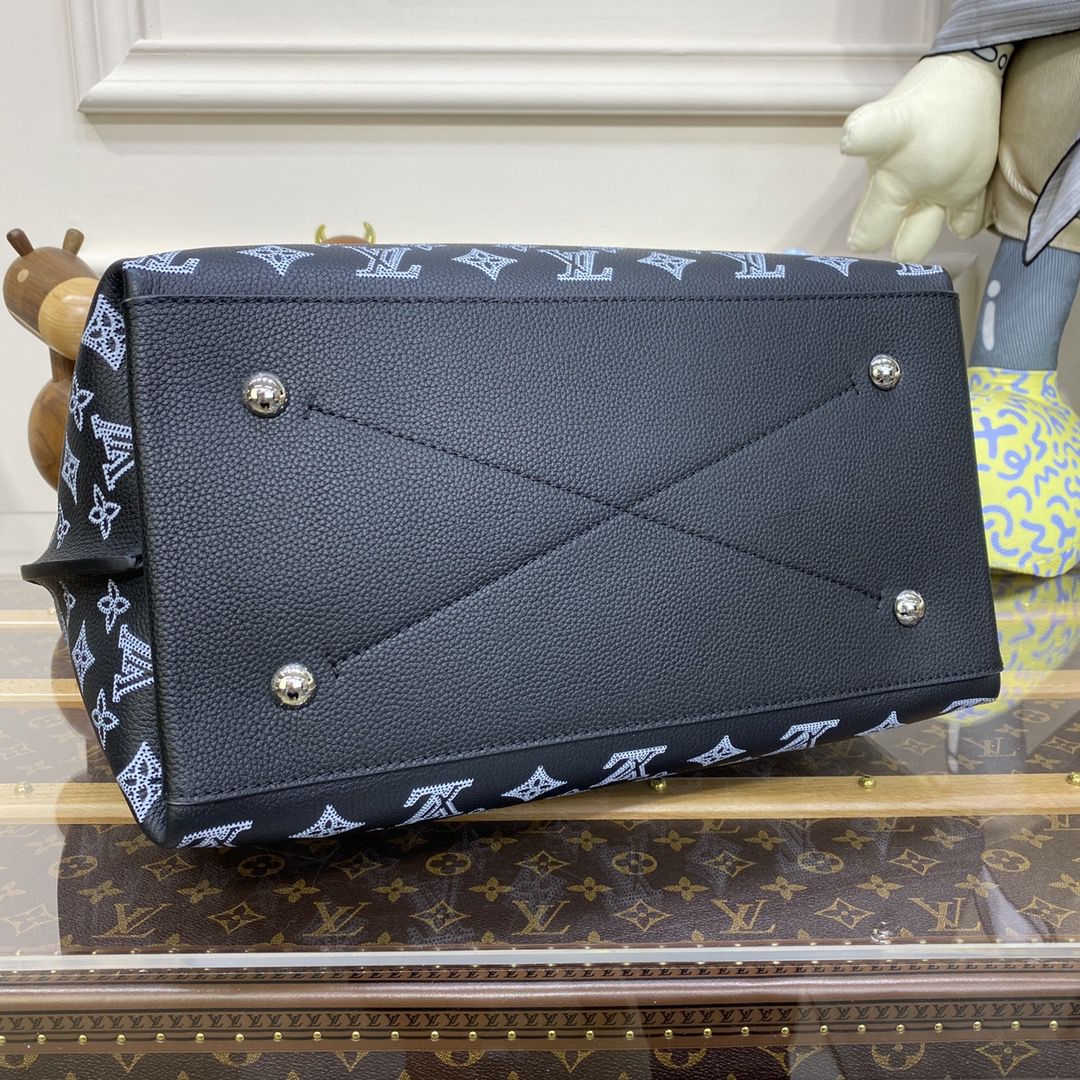 #m21299 l**is V*t*n mahina carmel hobo bag