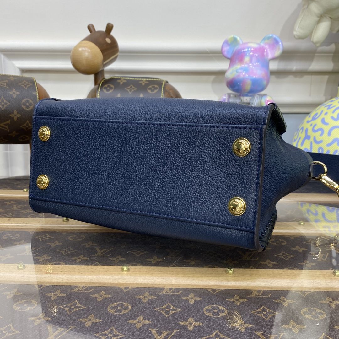 #m21569 l**is V*t*n monogram flowers on my side mm bag
