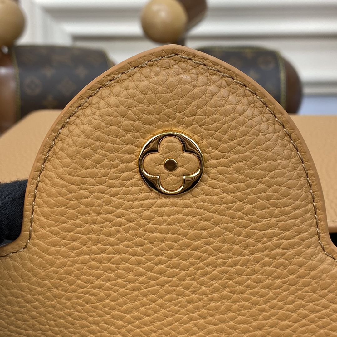 #m21652 l**is V*t*n capucines mm bag