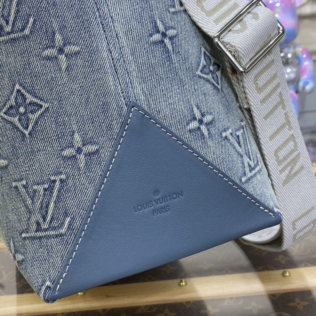#m22537 l**is V*t*n monogram denim weekend tote nm