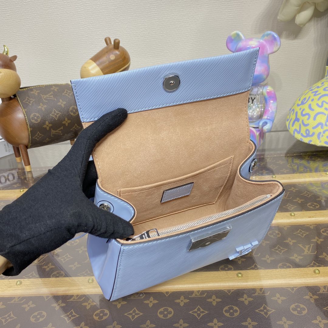 #m22617 l**is V*t*n epi cluny mini handbag