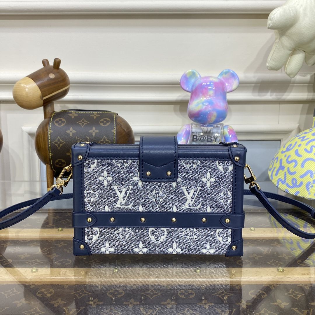 #m22882 l**is V*t*n monogram petite malle handbag-blue