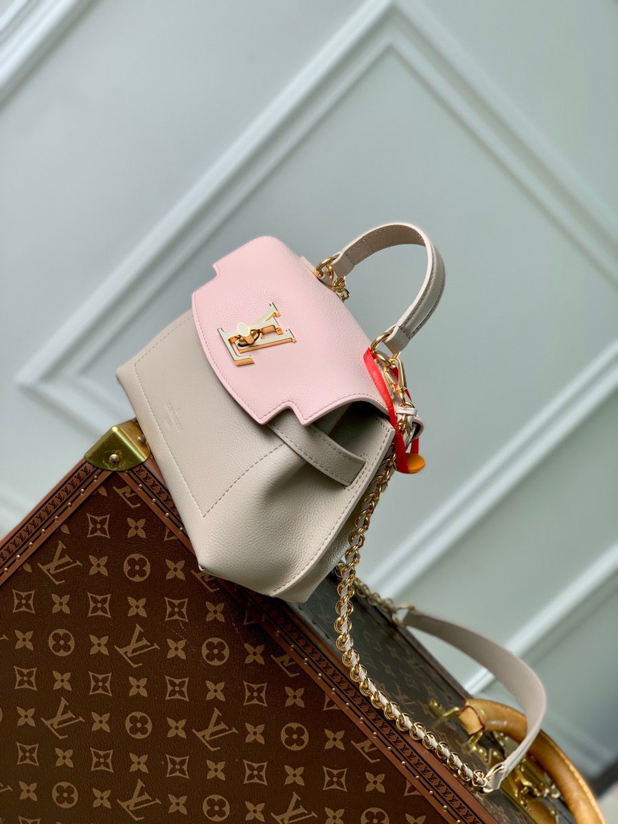 m23422 l**is V*t*n leather lockme ever mini handbag
