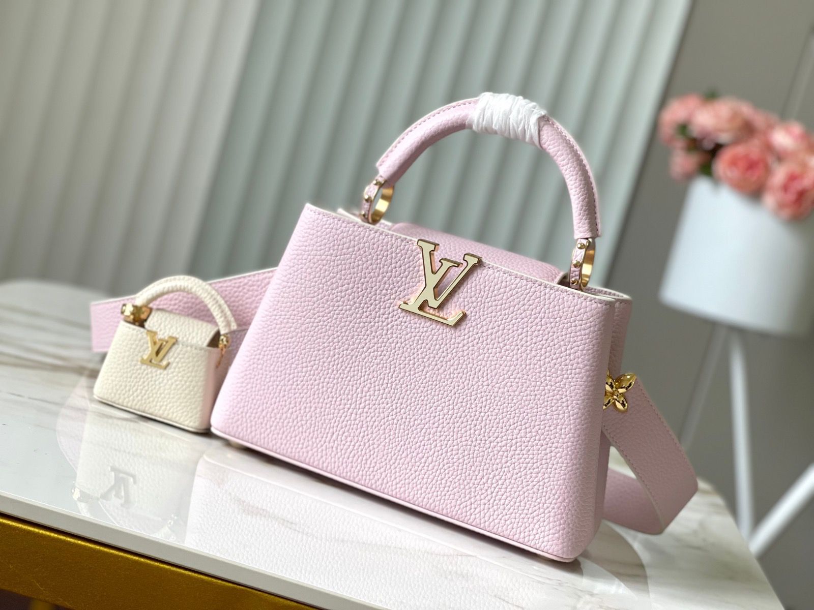 #m24120 l**is V*t*n capucines bb handbag