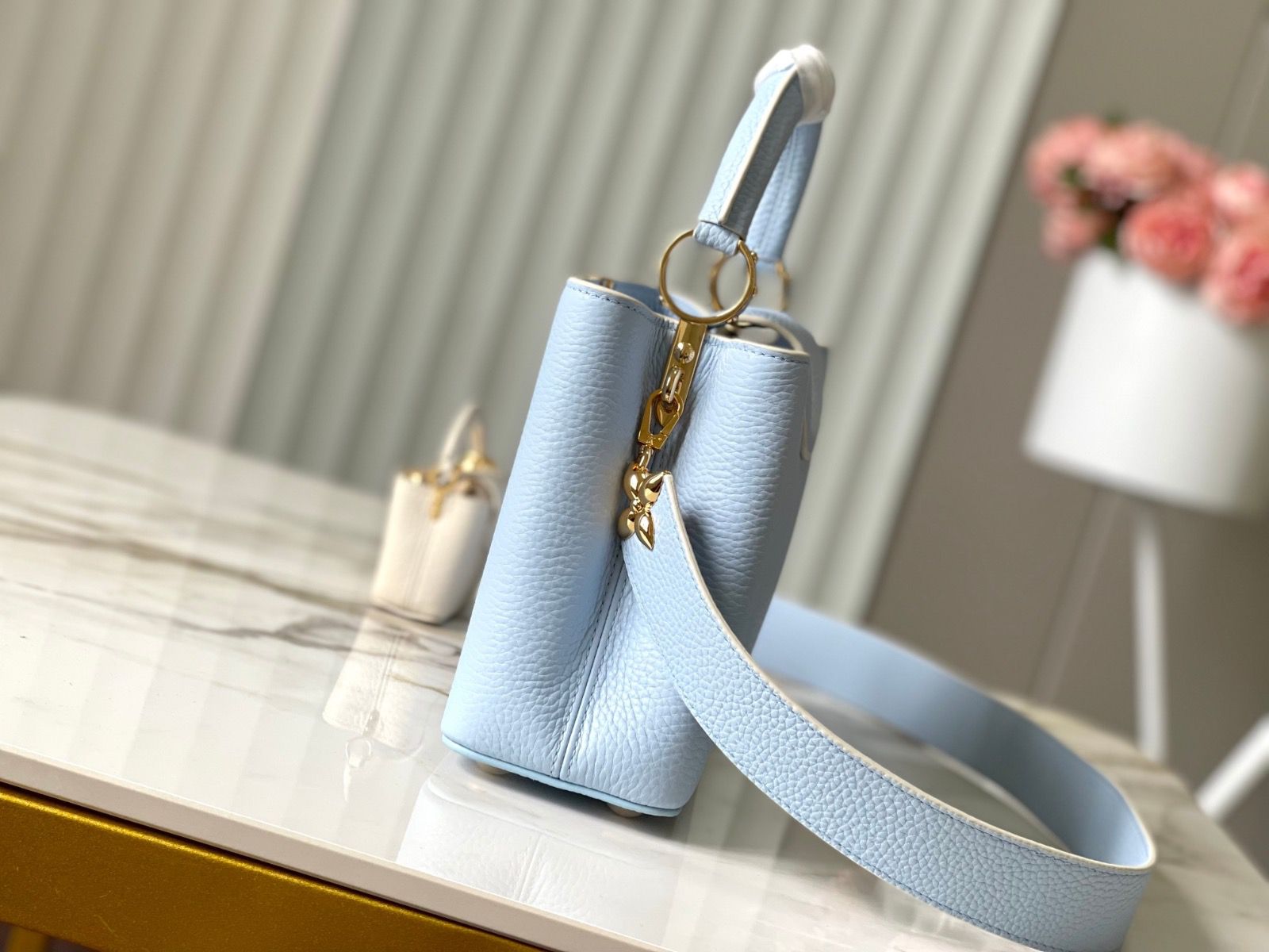 #m24575 l**is V*t*n capucines bb handbag