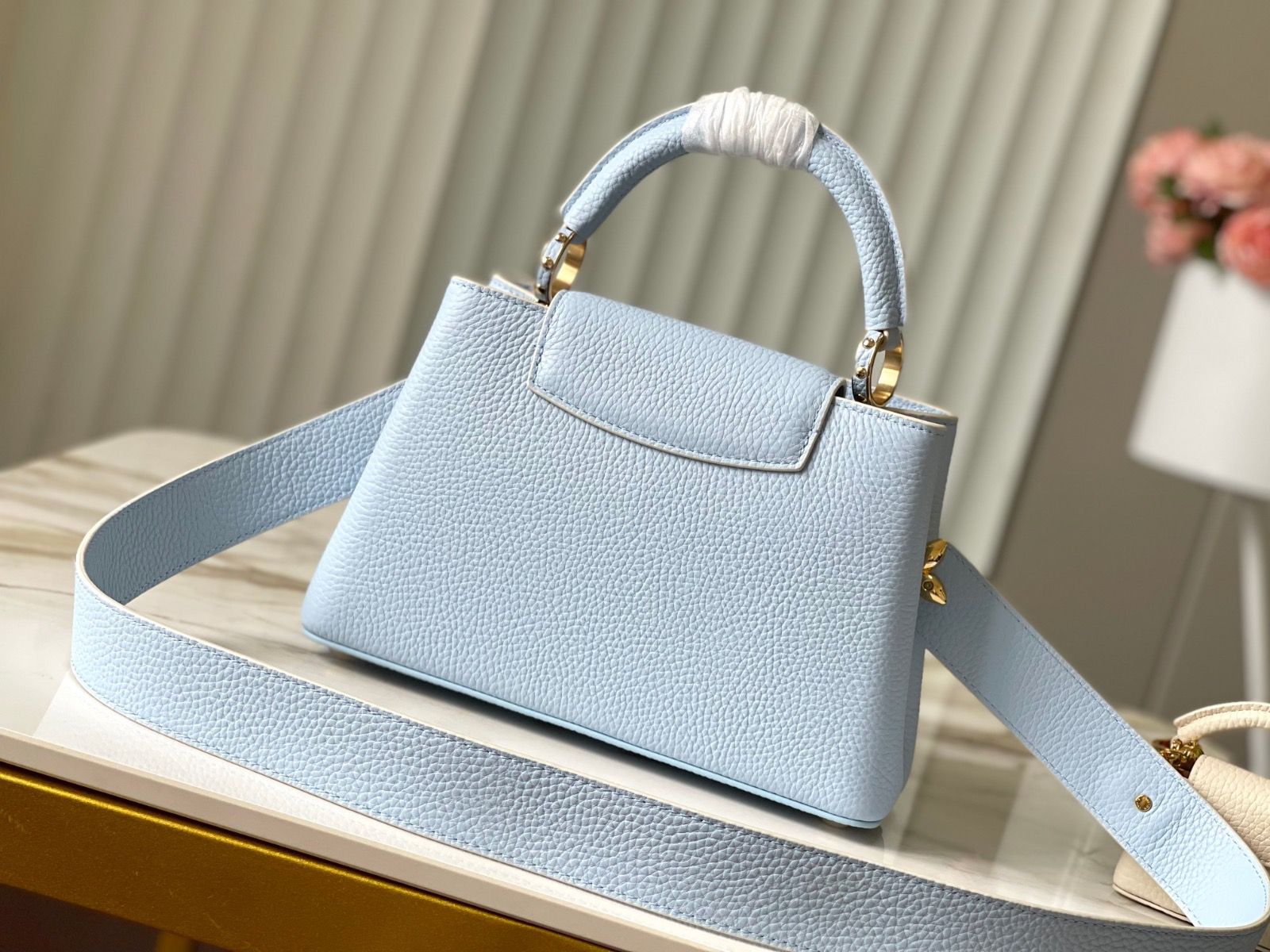 #m24575 l**is V*t*n capucines bb handbag