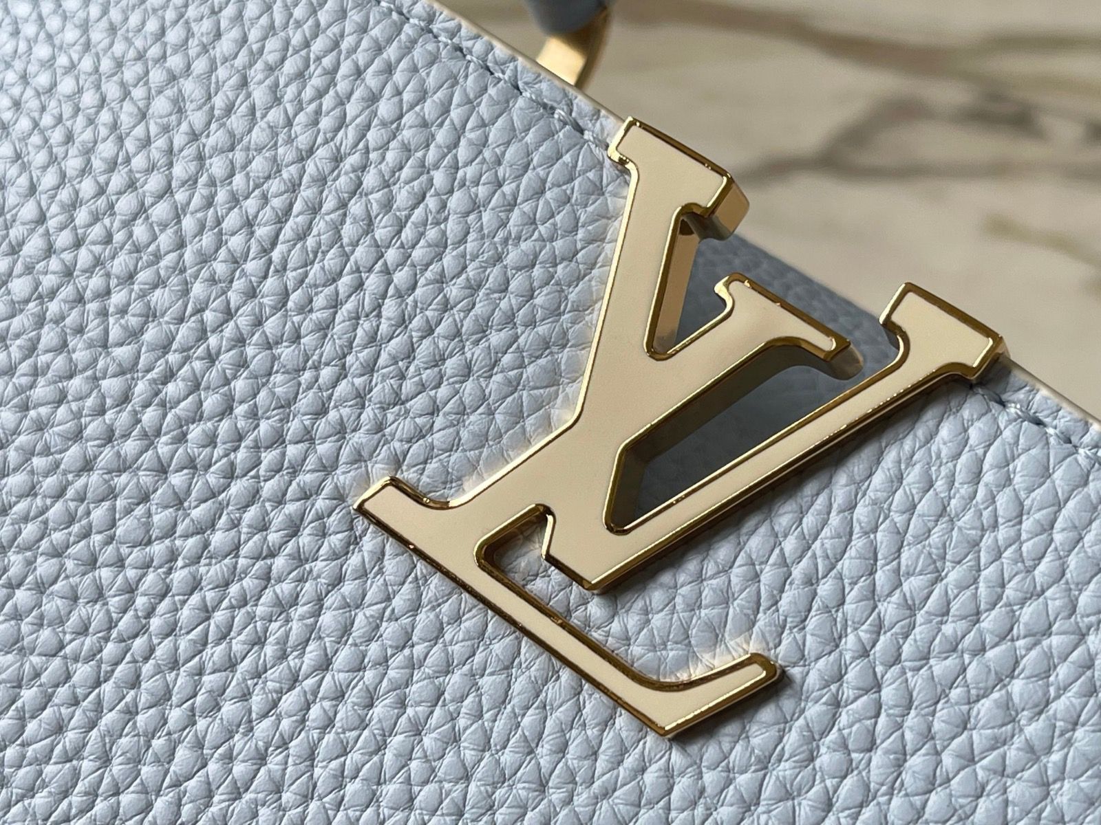 #m24575 l**is V*t*n capucines bb handbag
