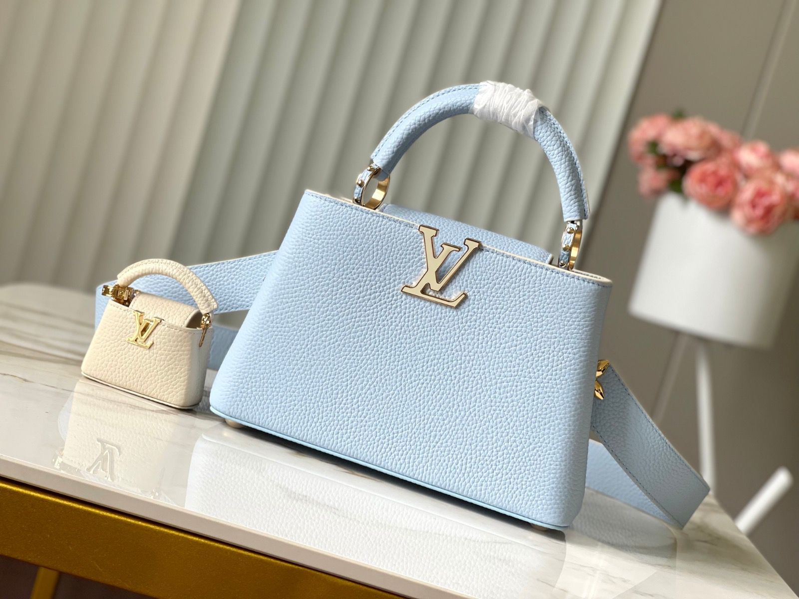 #m24575 l**is V*t*n capucines bb handbag