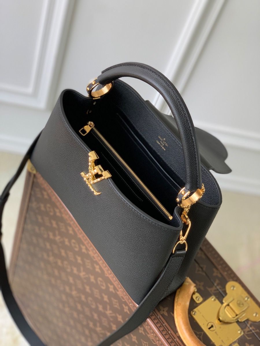 #m24664 l**is V*t*n capucines east-west mm handbag