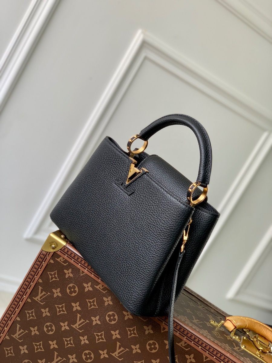 #m24727 l**is V*t*n taurillon capucines mm handbag