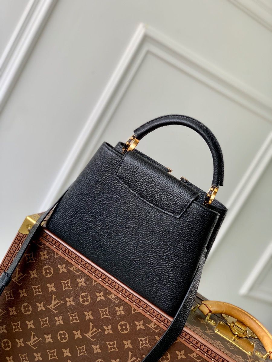 #m24727 l**is V*t*n taurillon capucines mm handbag