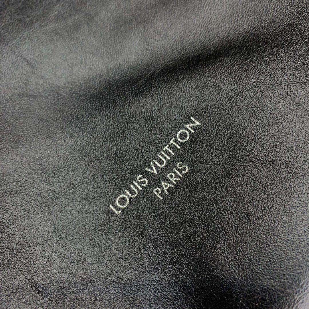 #m25143 l**is V*t*n leather carryall dark mm bag-black
