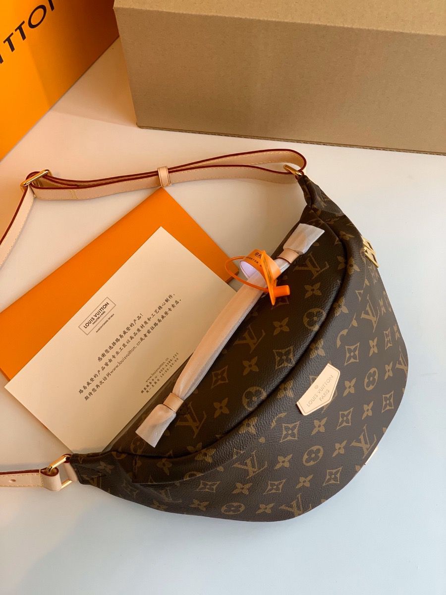 #m43644 l**is V*t*n premium monogram canvas bumbag