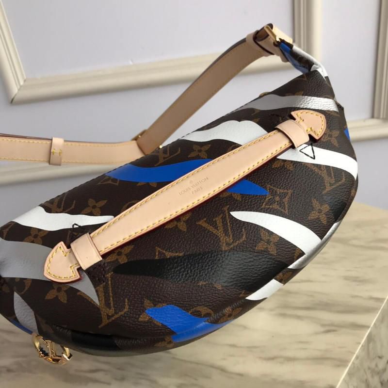 #m45106 l**is V*t*n 2020 lvxlol bumbag