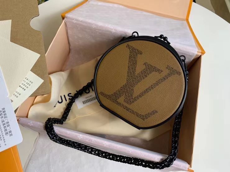 #m45280 l**is V*t*n boîte chapeau boursicot bc