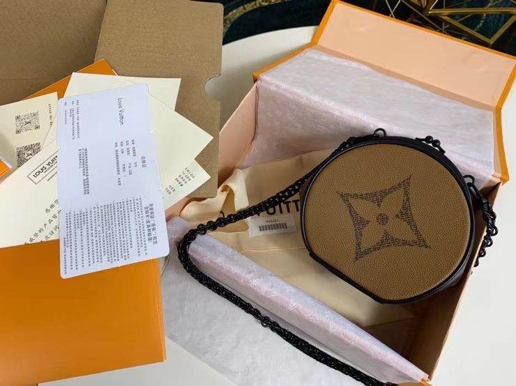 #m45280 l**is V*t*n boîte chapeau boursicot bc