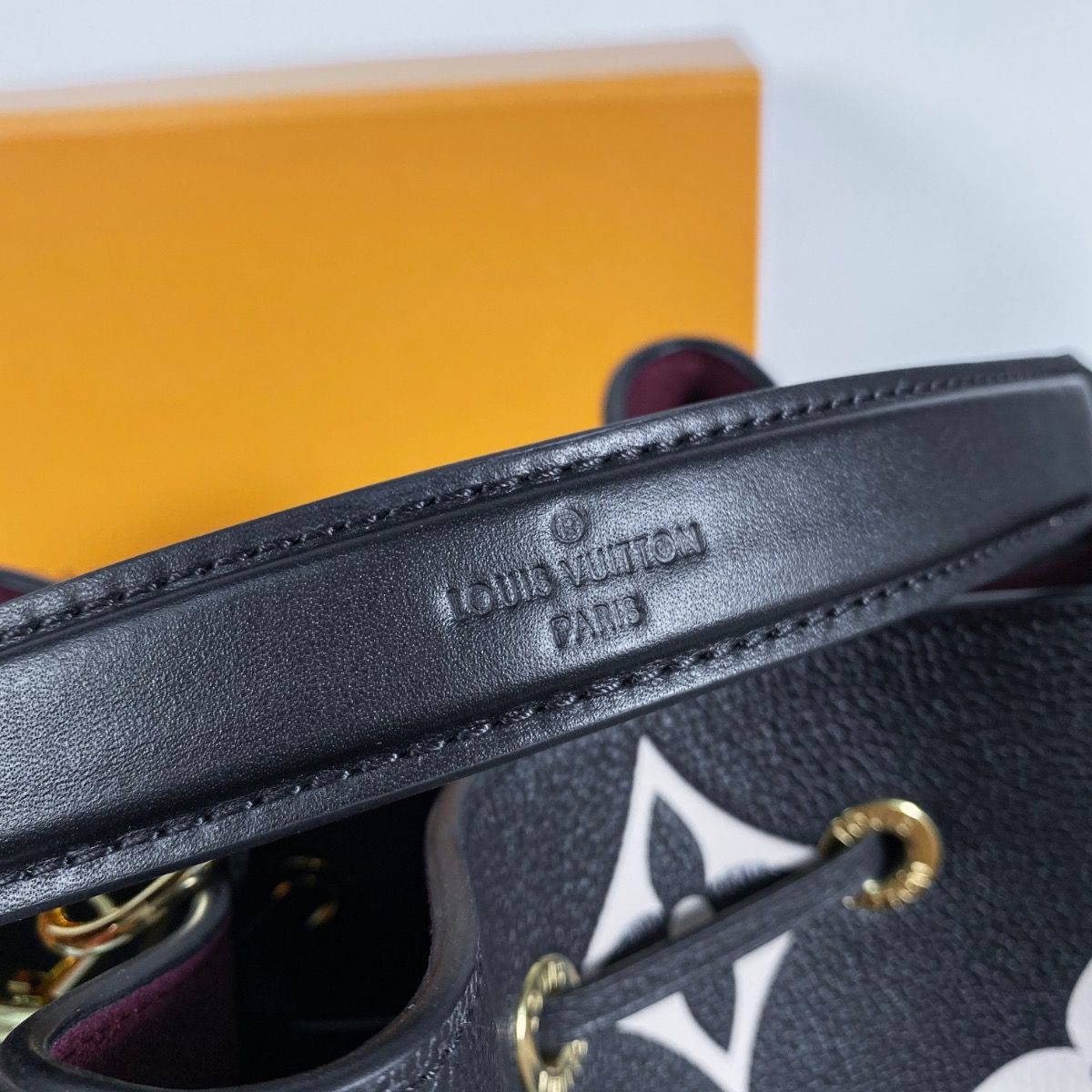 #m45497 l**is V*t*n monogram empreinte néonoé mm-black