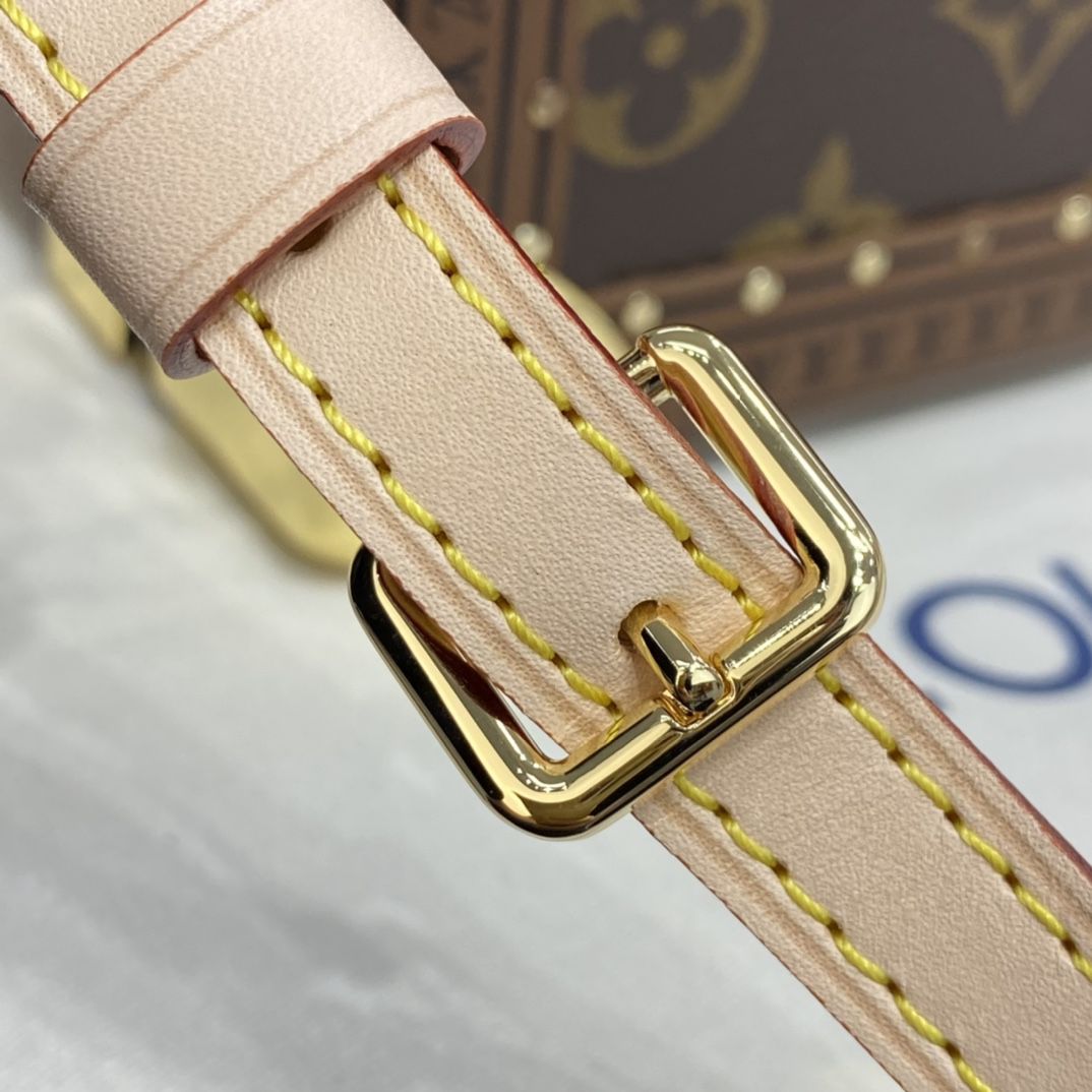 #m45673 l**is V*t*n monogram coated coffret trésor 20 valisette trésor