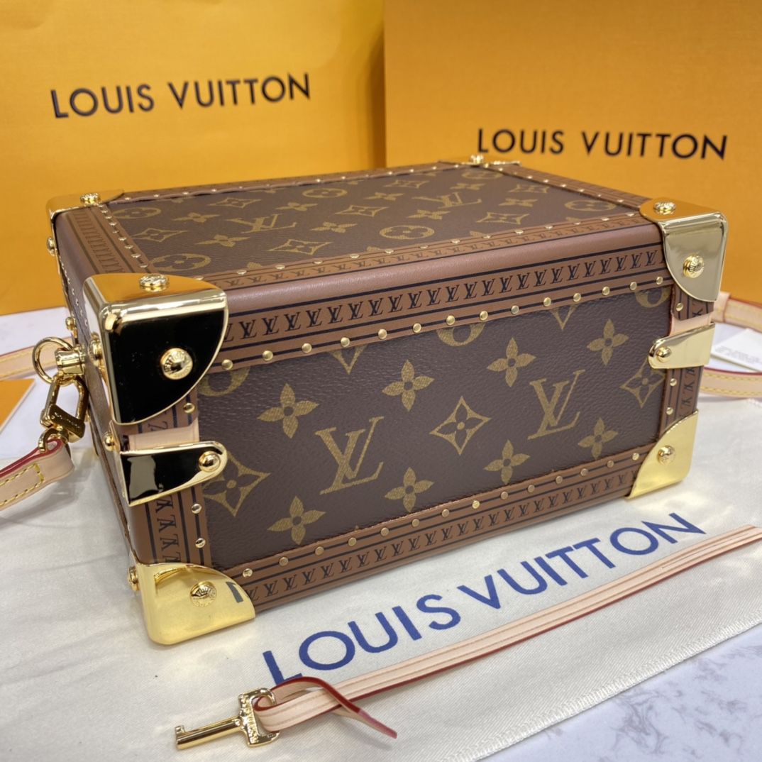 #m45673 l**is V*t*n monogram coated coffret trésor 20 valisette trésor