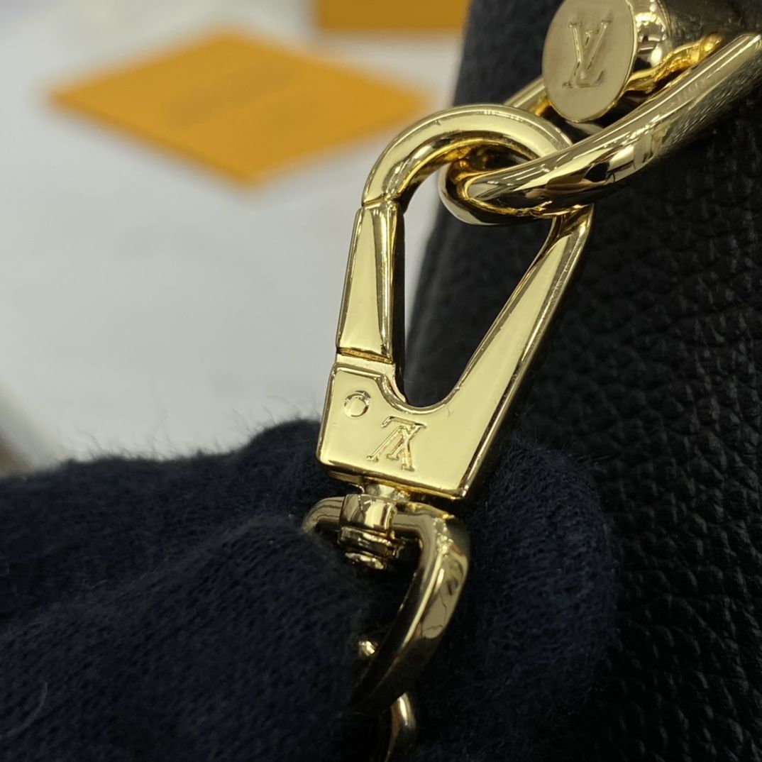 #m45598 l**is V*t*n giant monogram vanity pm-black