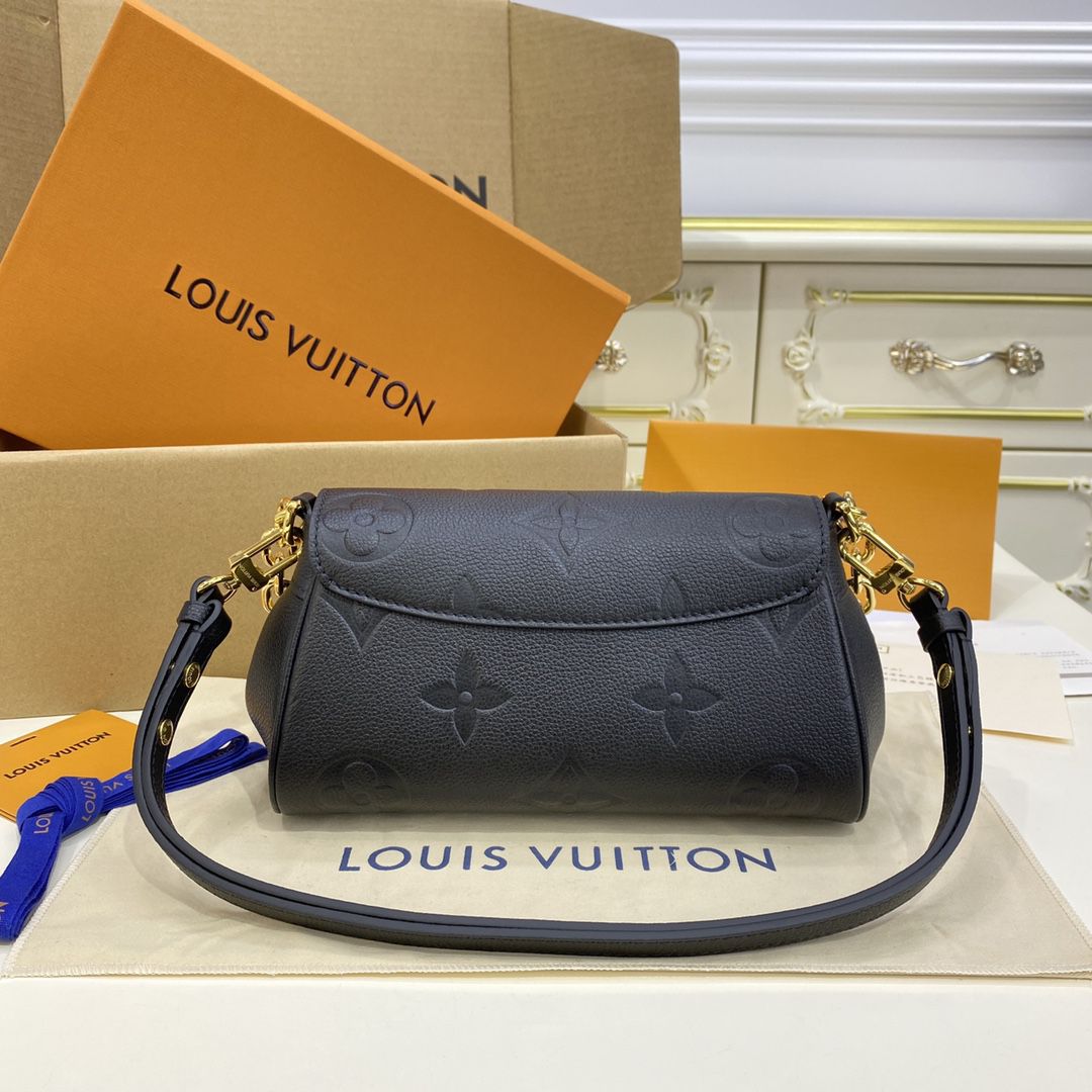 #m45813 l**is V*t*n monogram favorite bag