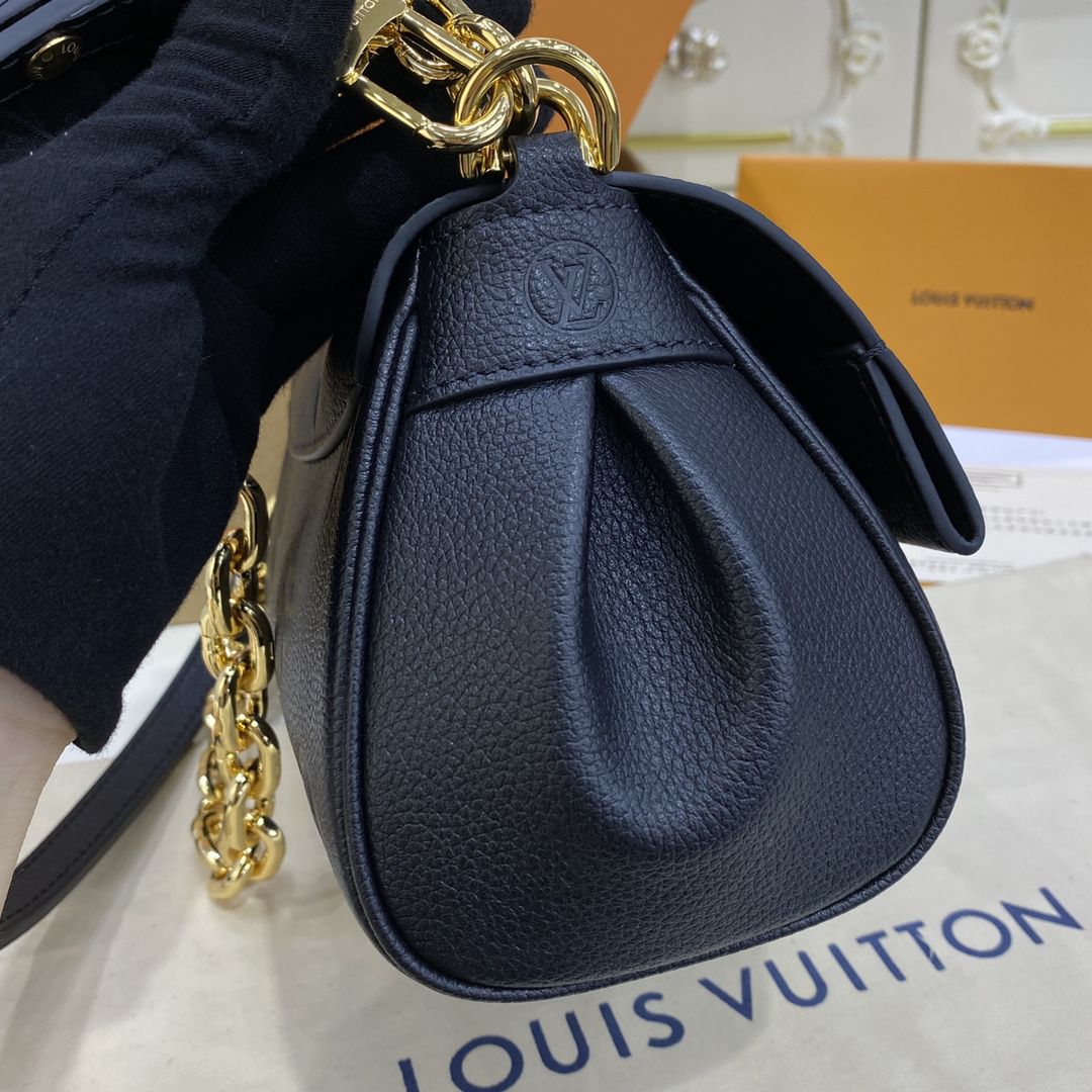 #m45813 l**is V*t*n monogram favorite bag