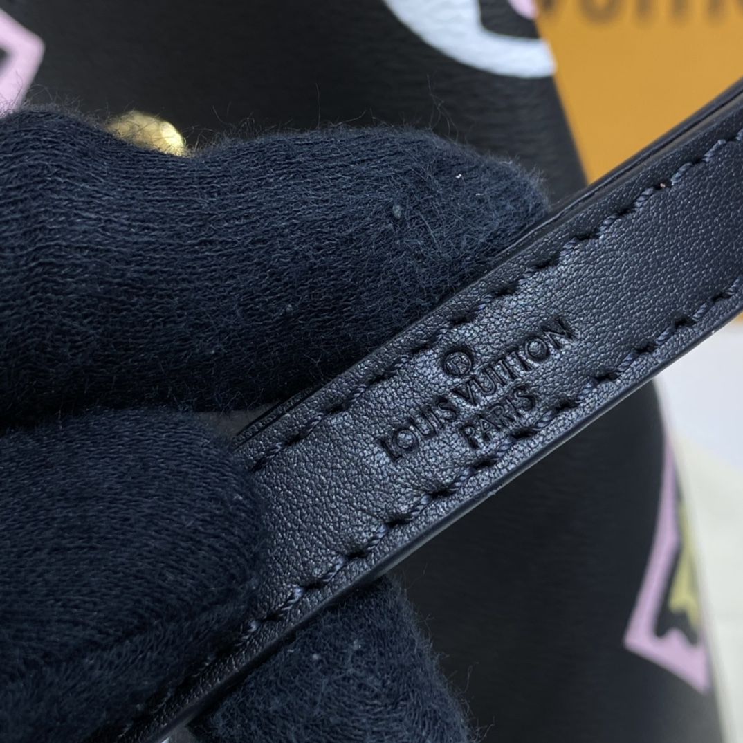 #m45821 l**is V*t*n monogram néonoé mm bucket bag