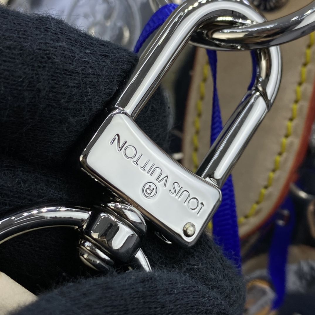 #m45886 l**is V*t*n monogram mirror keepall bandouliere 50