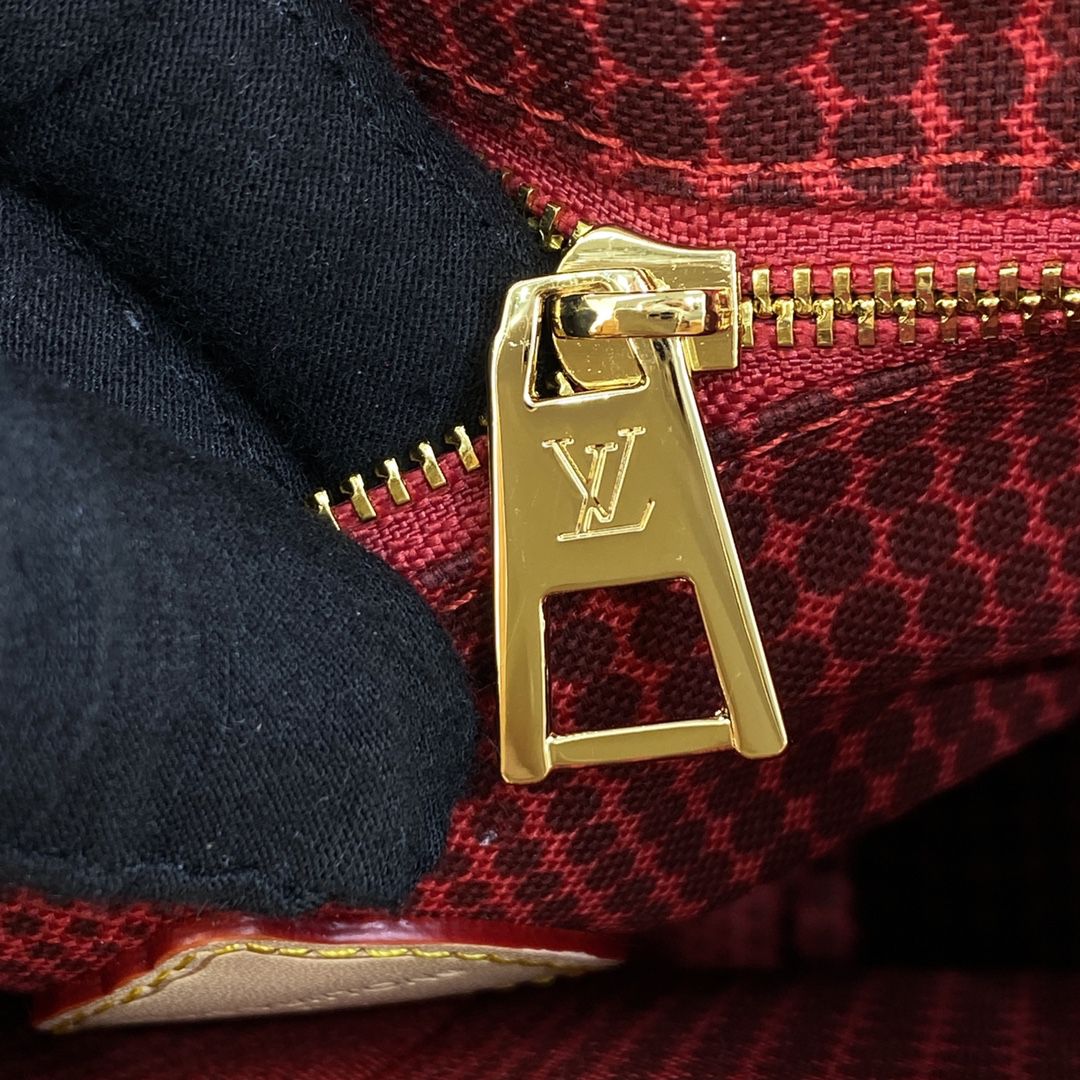 #m46380 l**is V*t*n x yayoi kusama lv x yk onthego pm bag