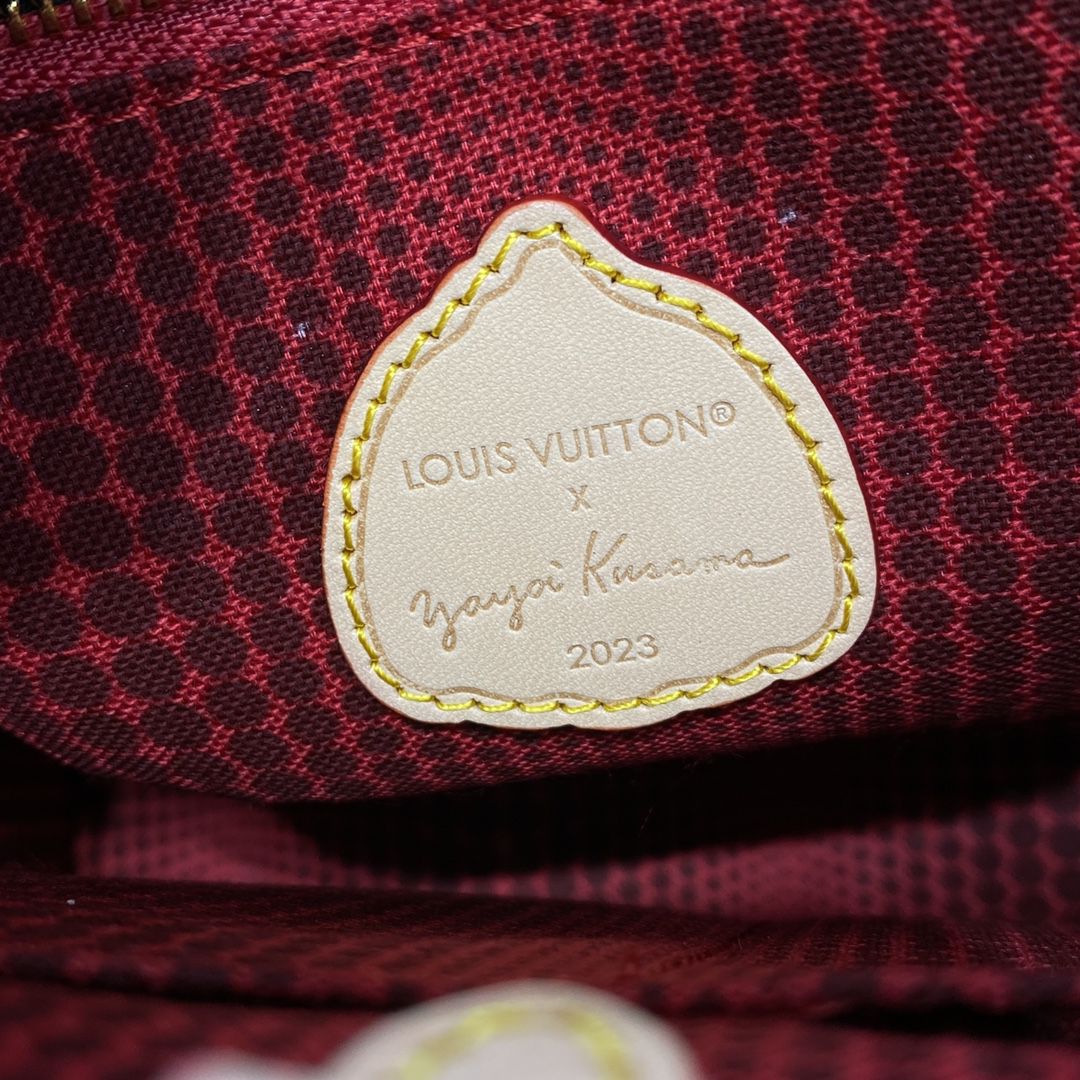 #m46380 l**is V*t*n x yayoi kusama lv x yk onthego pm bag