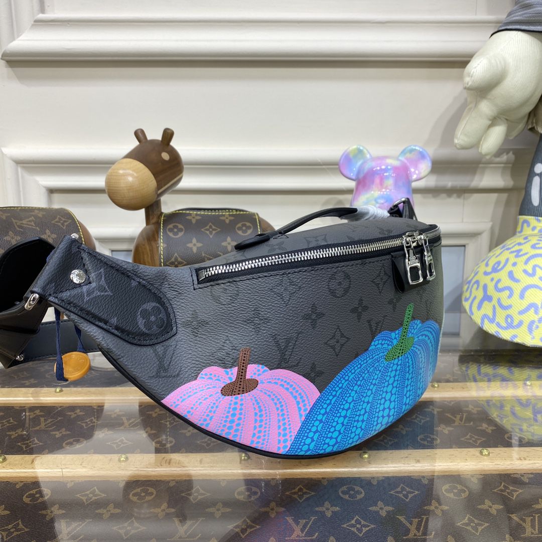 #m46436 l**is V*t*n lv x yk maxi bumbag