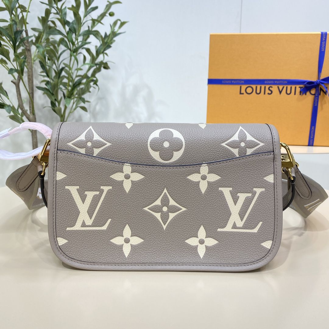 #m46583 l**is V*t*n monogram empreinte diane satchel