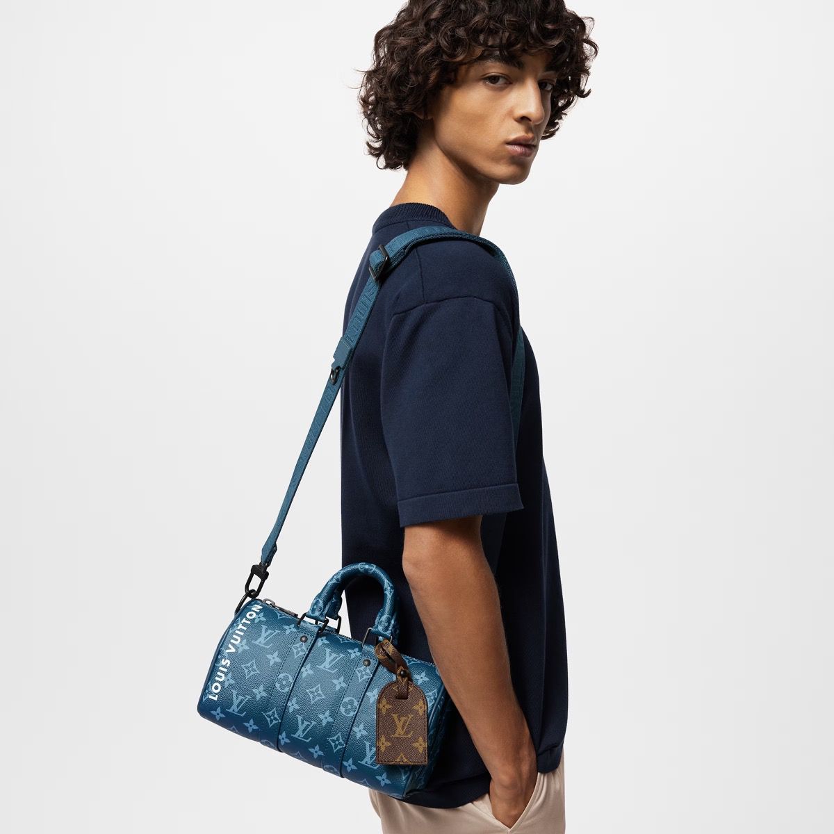 #m46803 l**is V*t*n monogram denim keepall bandoulière 25